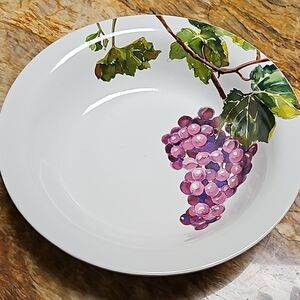 THE CELLAR Grapes Large Bowl